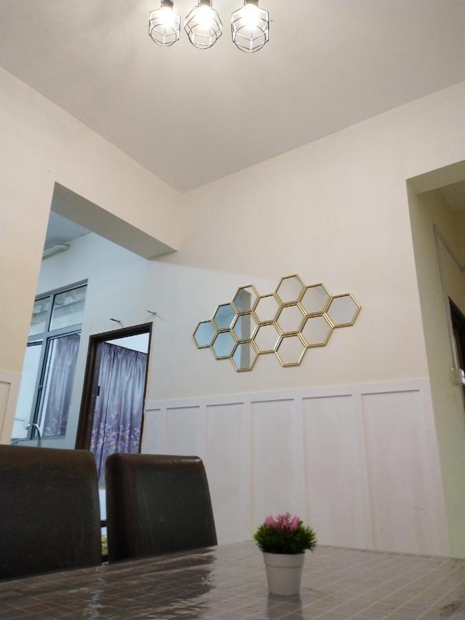 Homestay Kuala Terengganu Near Batu Burok, Hospital Hsnz, Ktcc Mall, Drawbridge A Extérieur photo